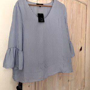 Light weight bell sleeve blouse